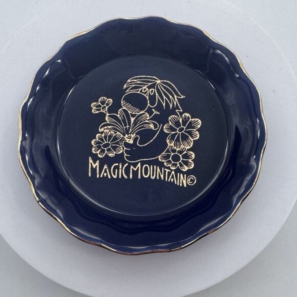 Vintage Magic Mountain Miniature Trinket Dish Plate 4” Souvenir Memorabilia